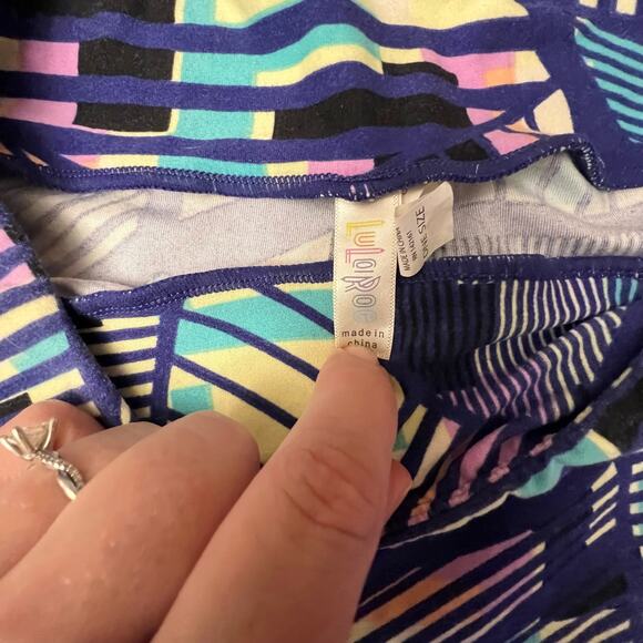 Lularoe Purple Pink Black Multicolor Plus Sized Leggings One Size Super Soft - Picture 6 of 7